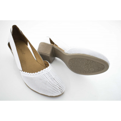 Босоножки La Pinta 0472-1911 белые